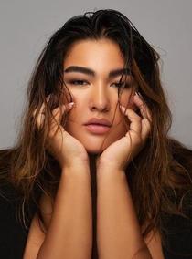 Anna Gulaab